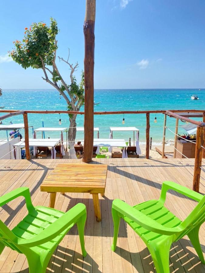 Sunset Beach Playa Blanca Exterior photo